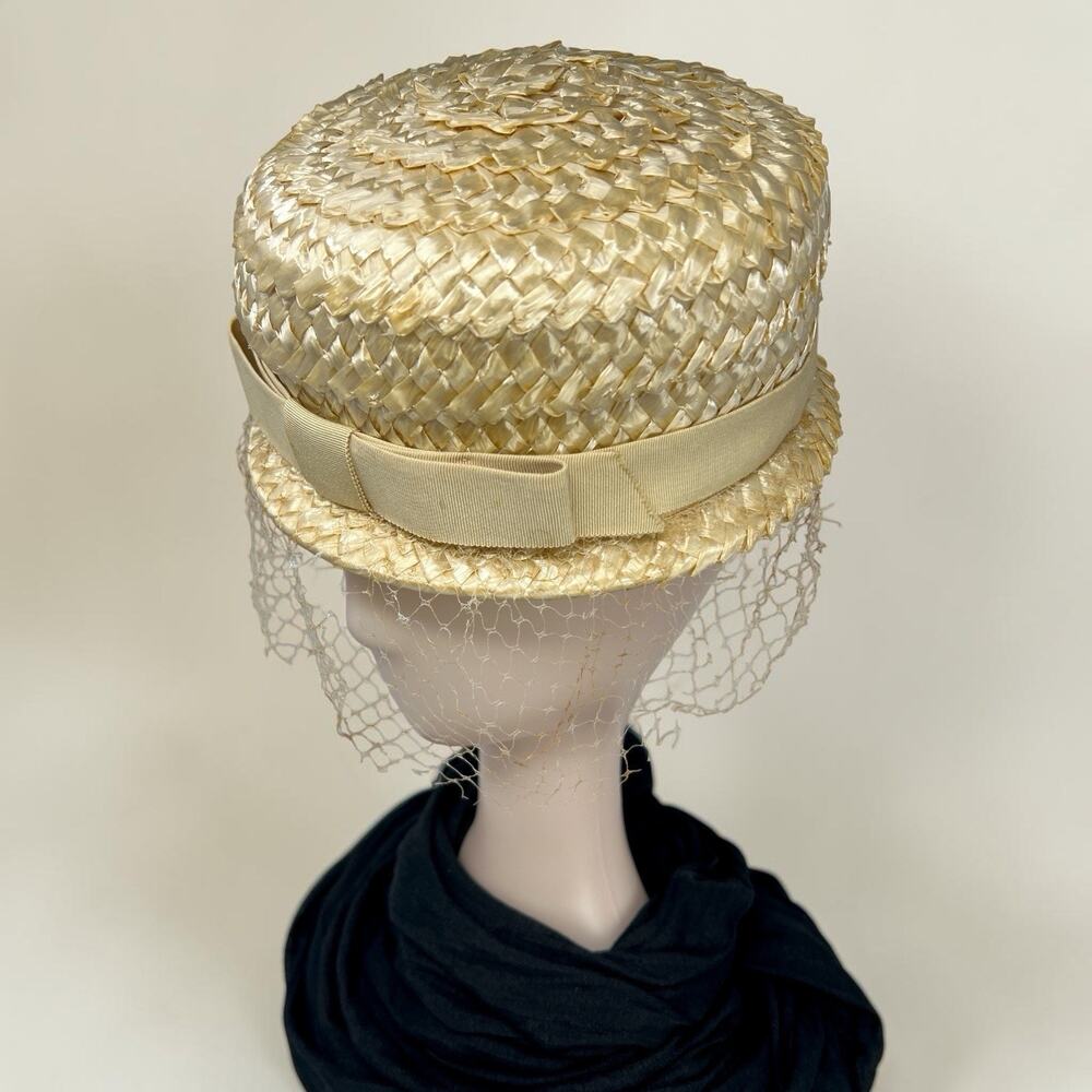 Vintage 1950s Birdcage Veil Cocktail Hat Jackie O Champagne Straw